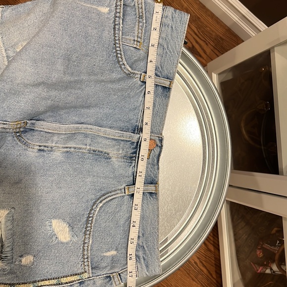Zara denim cutoff shorts - Picture 7 of 8